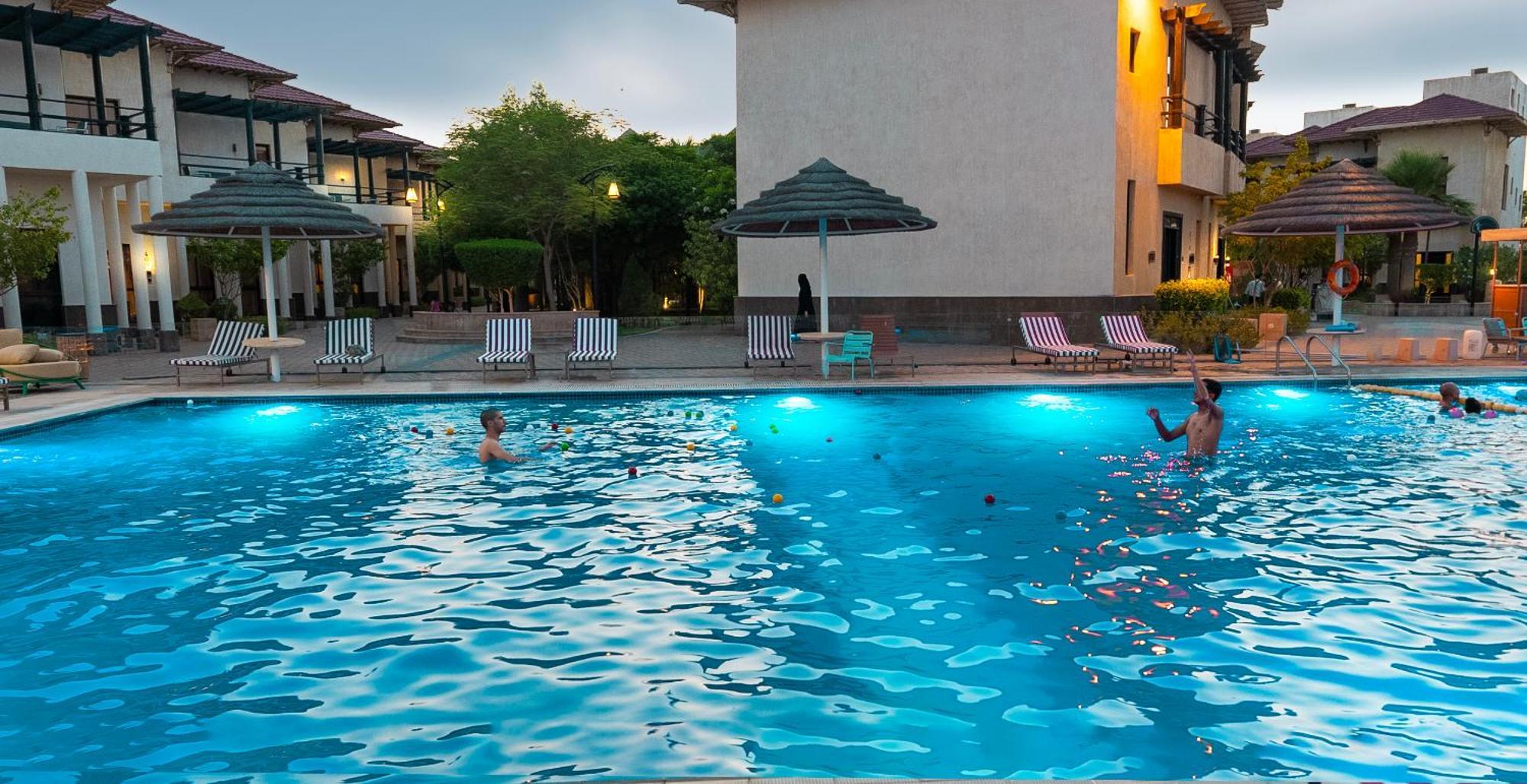 Braira Al Azizya Hotel&Resort Al-Hobar Kültér fotó
